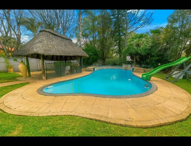 5 BEDROOM HOUSE FOR SALE IN WATERKLOOF GLEN